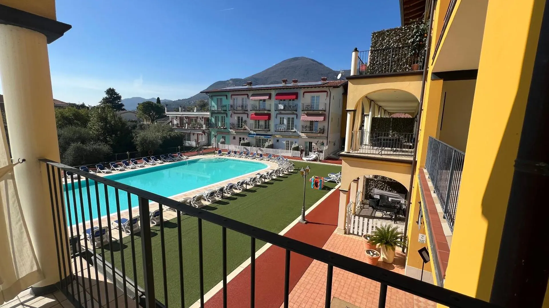 Giardino Dei Colori Camilla Pool Relax And Family Friendly Apartment Toscolano Maderno