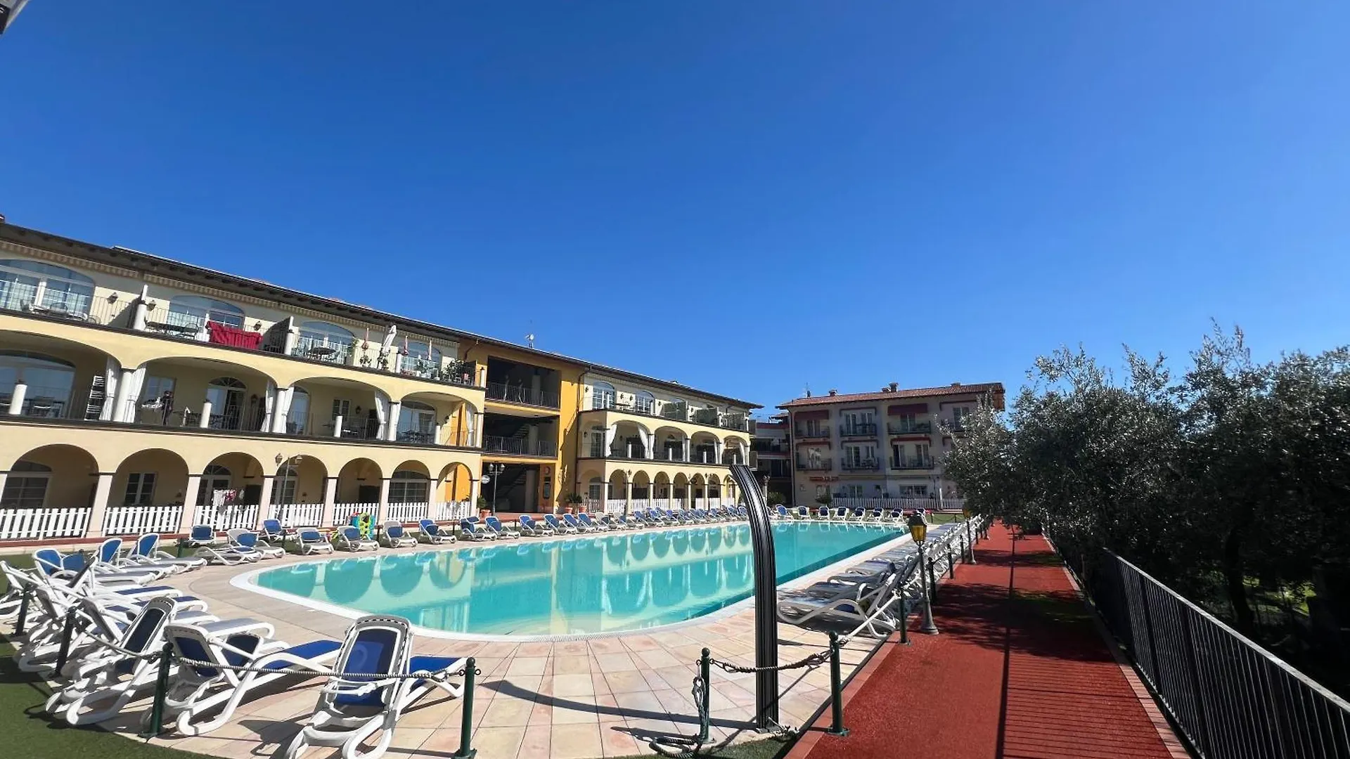 Giardino Dei Colori Camilla Pool Relax And Family Friendly Apartment Toscolano Maderno
