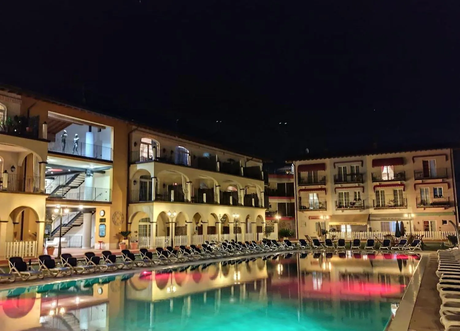 Giardino Dei Colori Camilla Pool Relax And Family Friendly Apartment Toscolano Maderno